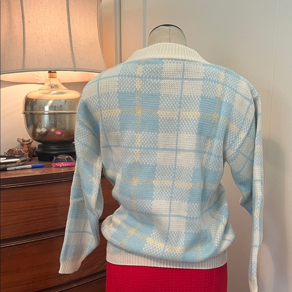 Vintage NOS Blue and White Plaid Sweater - Picture 5 of 8